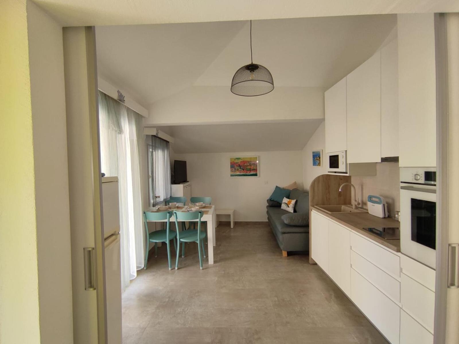 Apartments Marcic Бол Экстерьер фото