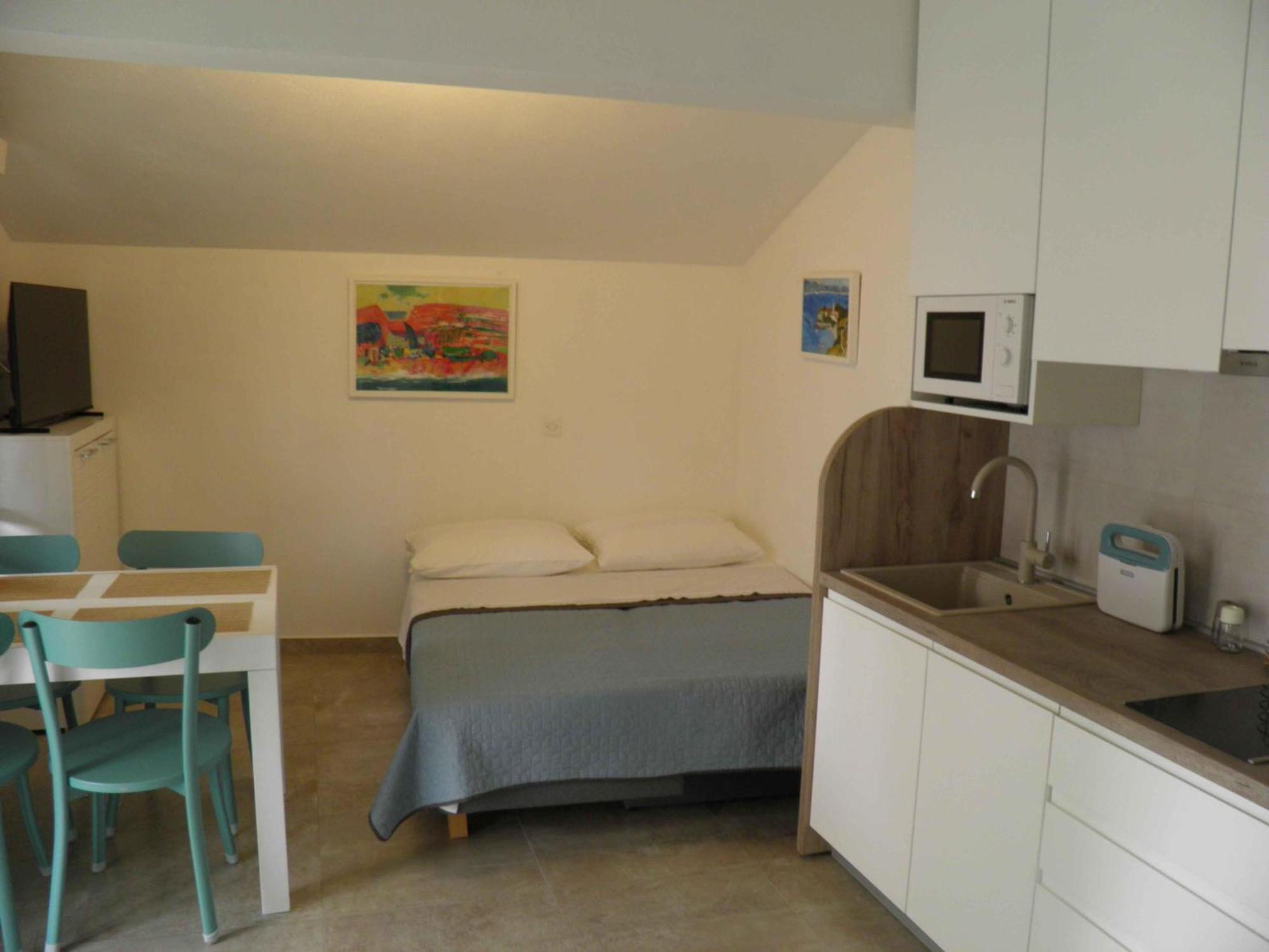 Apartments Marcic Бол Экстерьер фото